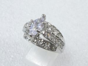 クリスタル　指輪(19号)